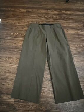 Old Navy Olive Green Wide-Leg Dress Pants